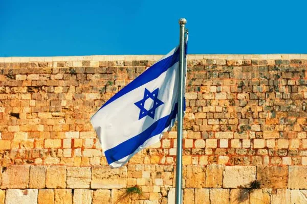 Israel Claims Progress in Iran Strikes, Targets Nuclear Sites and Military Commanders