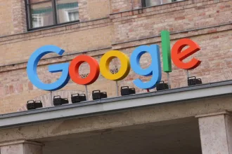 Google Launches Virtual Try-On Feature Powered by AI